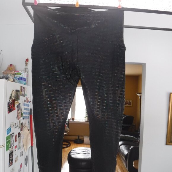 BNWT - Spanx Metallic Mist 7/8 Leggings in very black/multi size plus US 2X - Picture 3 of 9